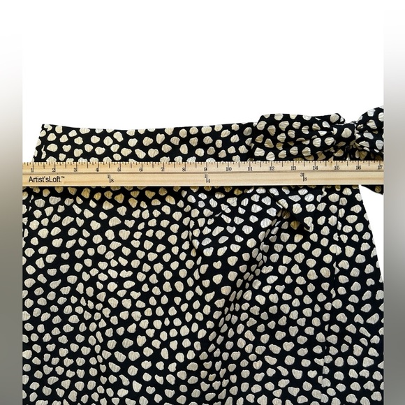 J. Crew Black and Gold Metallic Pebble Print Jacquard Wrap Skirt Size 4 - Picture 15 of 16